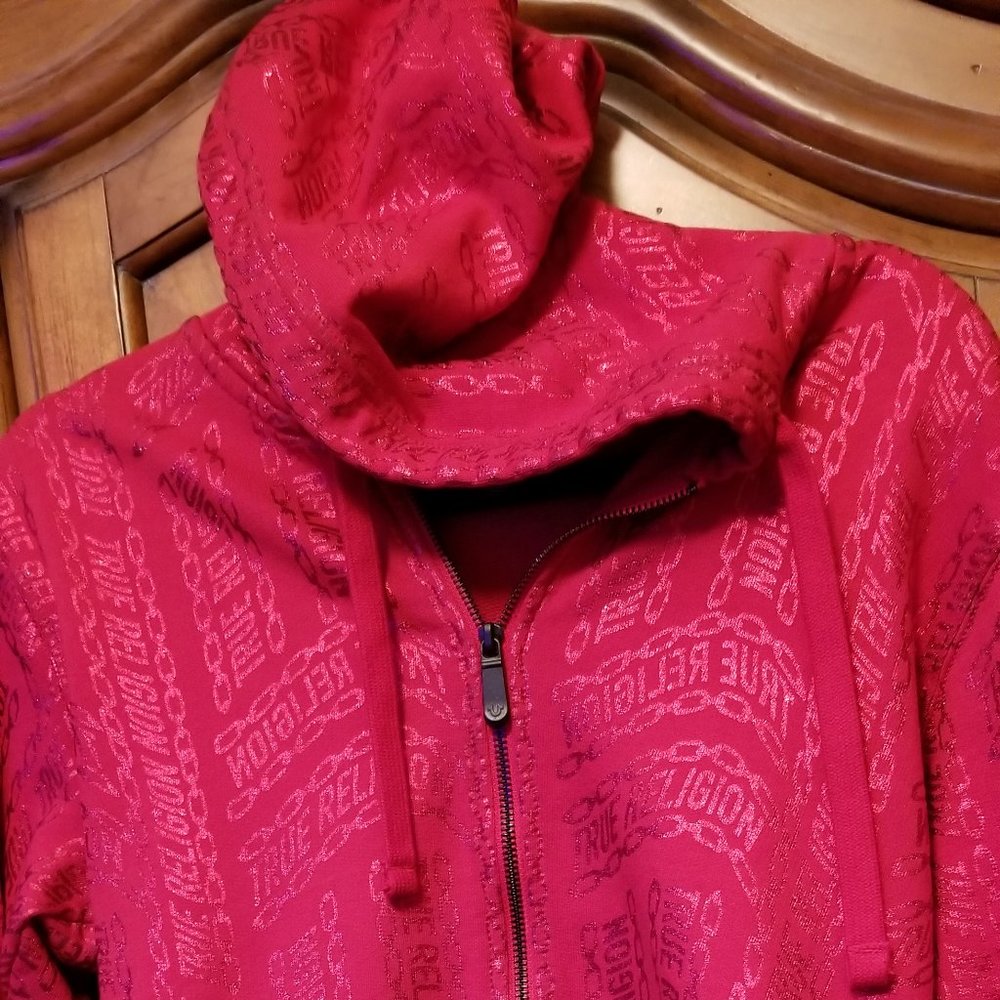 True Religion - Picture 4 of 5
